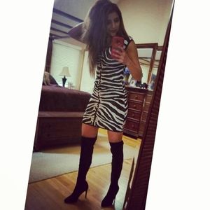 Michael Kors Zebra Print Fitted Dress (Midi)